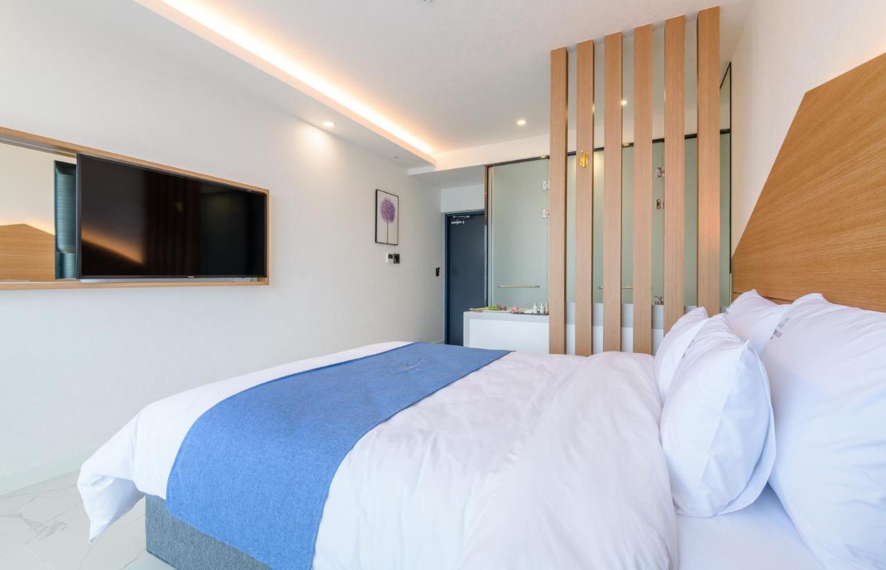 Hotel Mer Bleue Jeju Extérieur photo