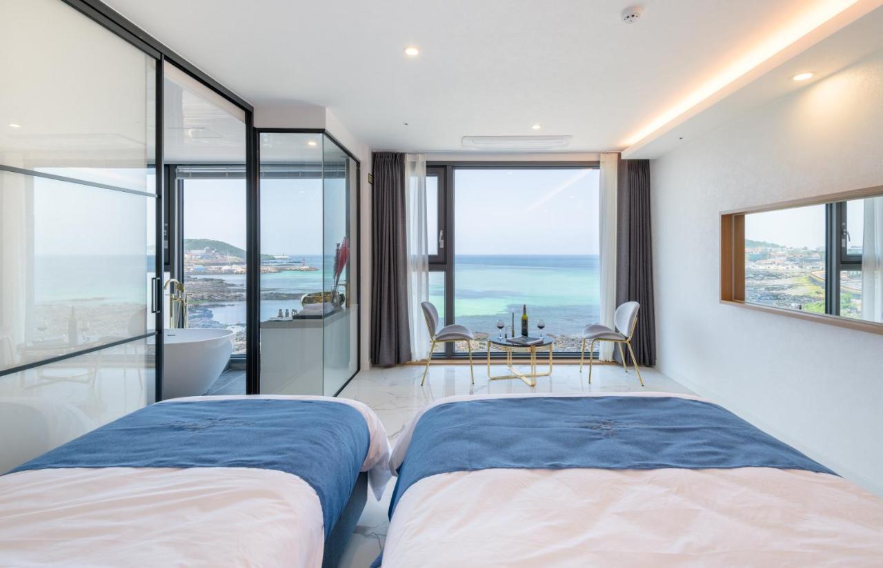 Hotel Mer Bleue Jeju Extérieur photo